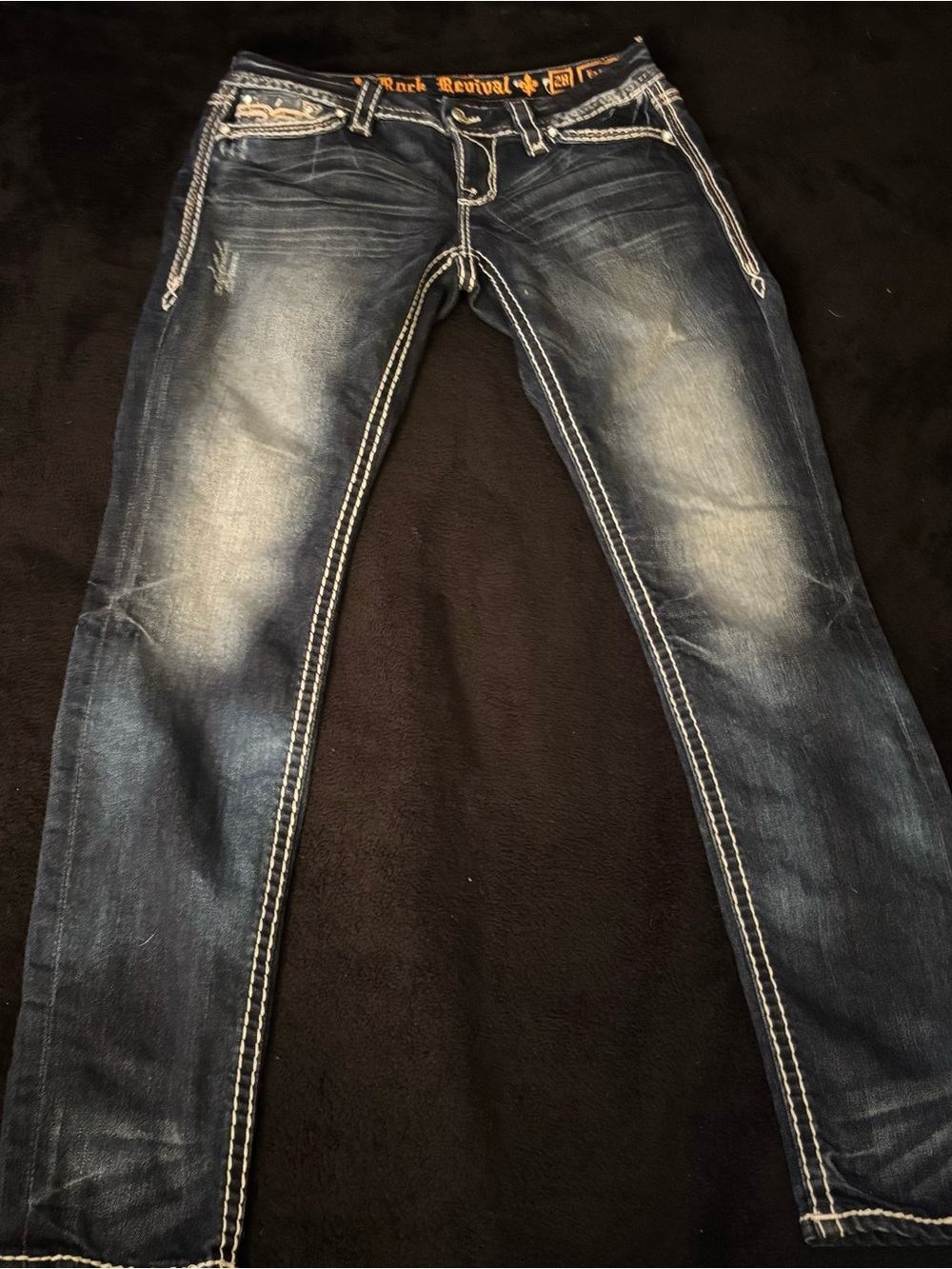 Vintage Rock Revivals Low rise Dark Wash straight- Distressed Blue